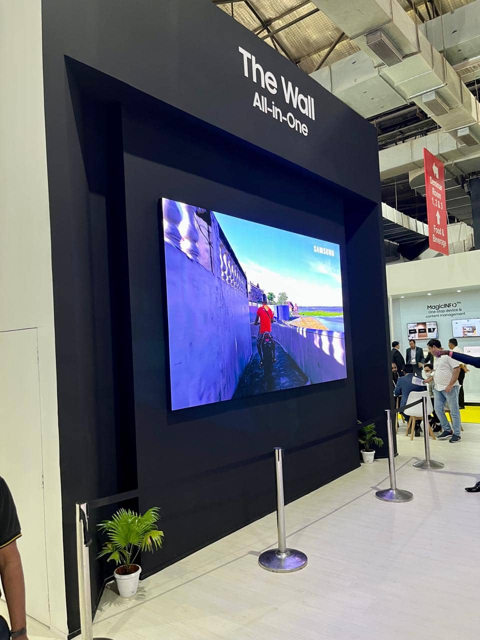 Large Format Displays